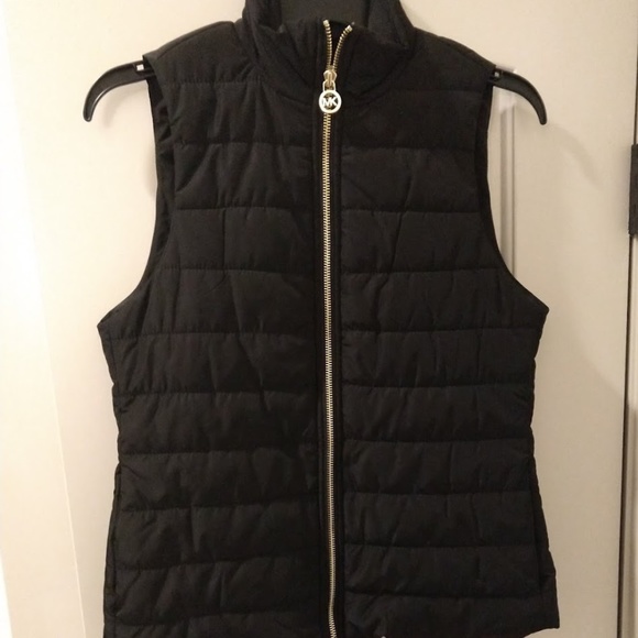 KORS Michael Kors Jackets & Blazers - *FINAL SALE* Michael Kors Lightweight Puffer Vest.